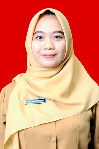 Ajeng Ivon P