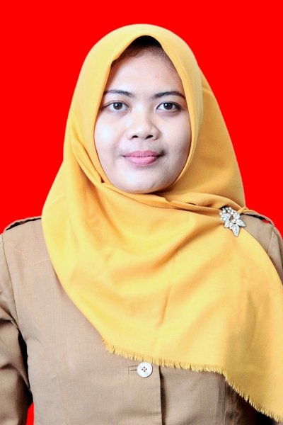 Elfania Yanuar Ratnasari